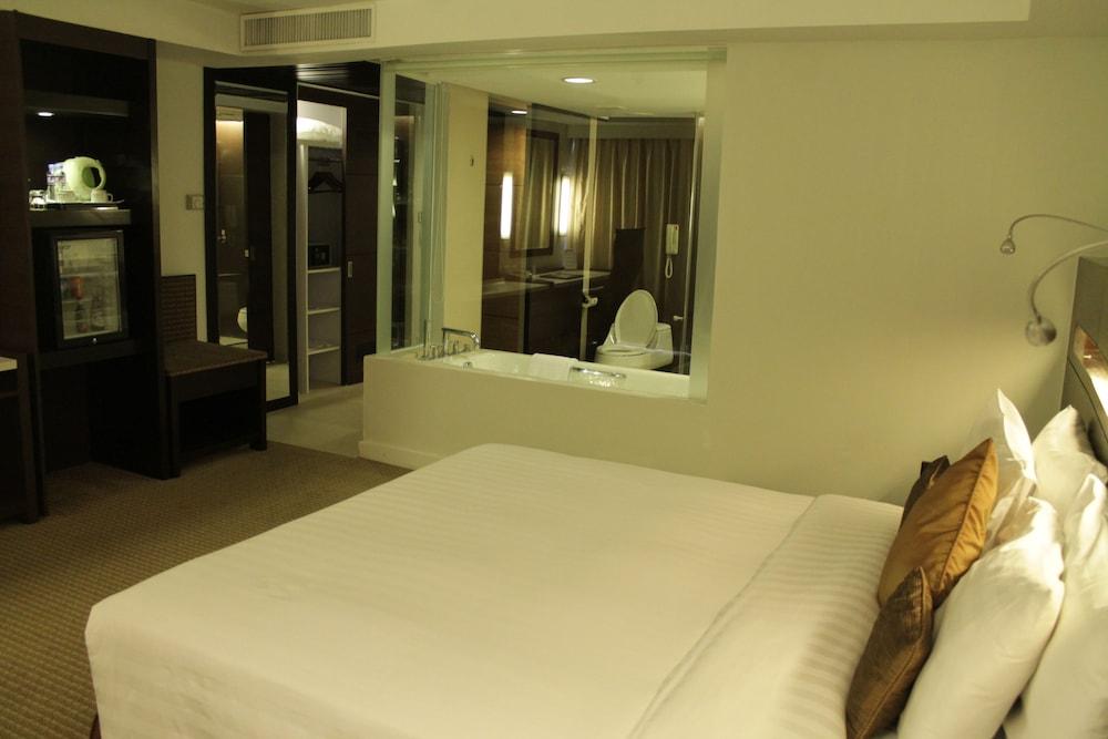 Century Park Hotel Manila Exterior foto