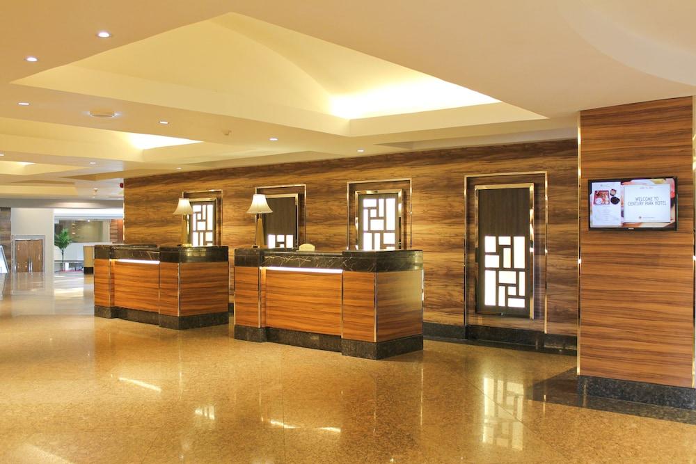 Century Park Hotel Manila Exterior foto