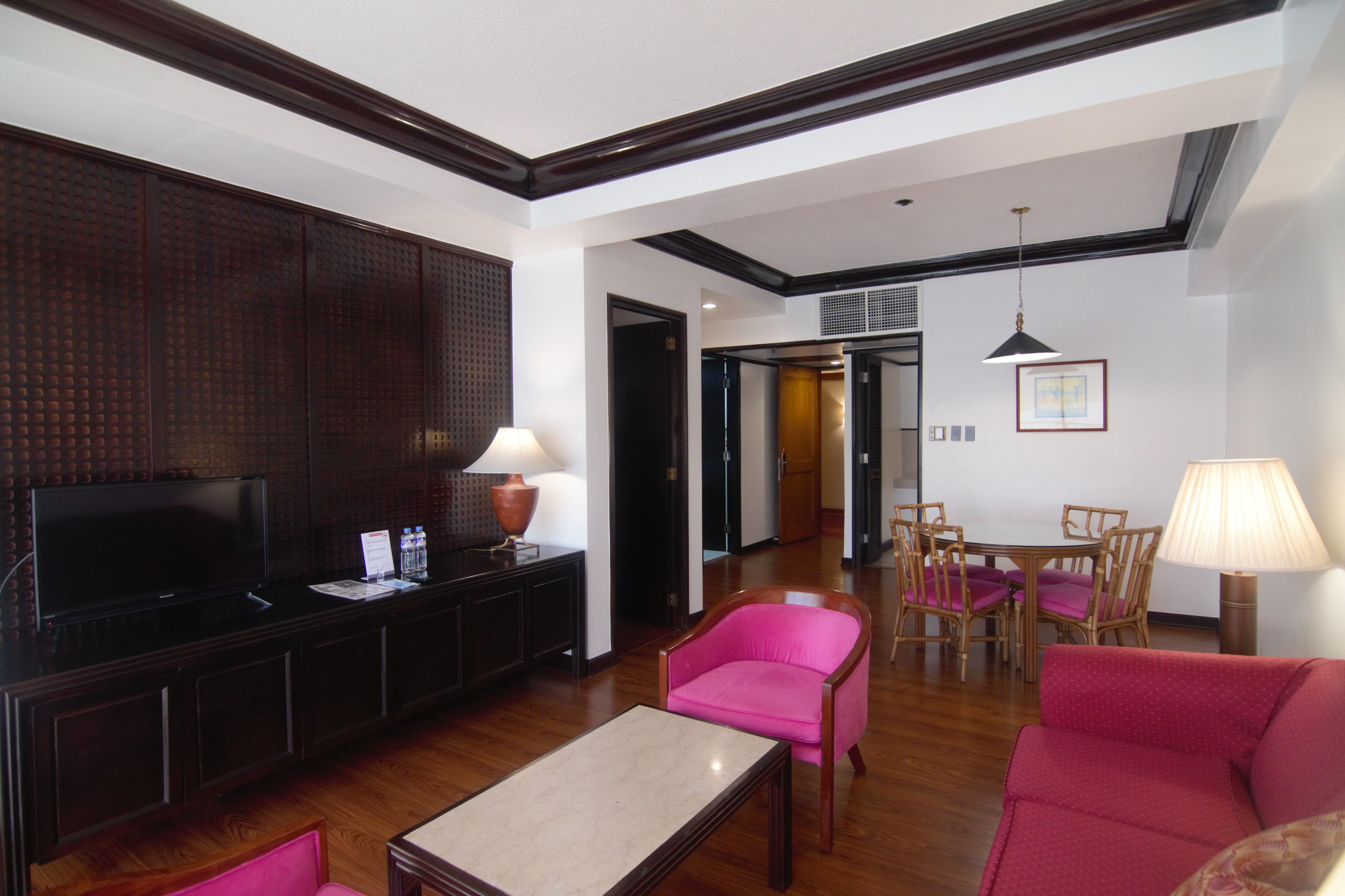 Century Park Hotel Manila Exterior foto