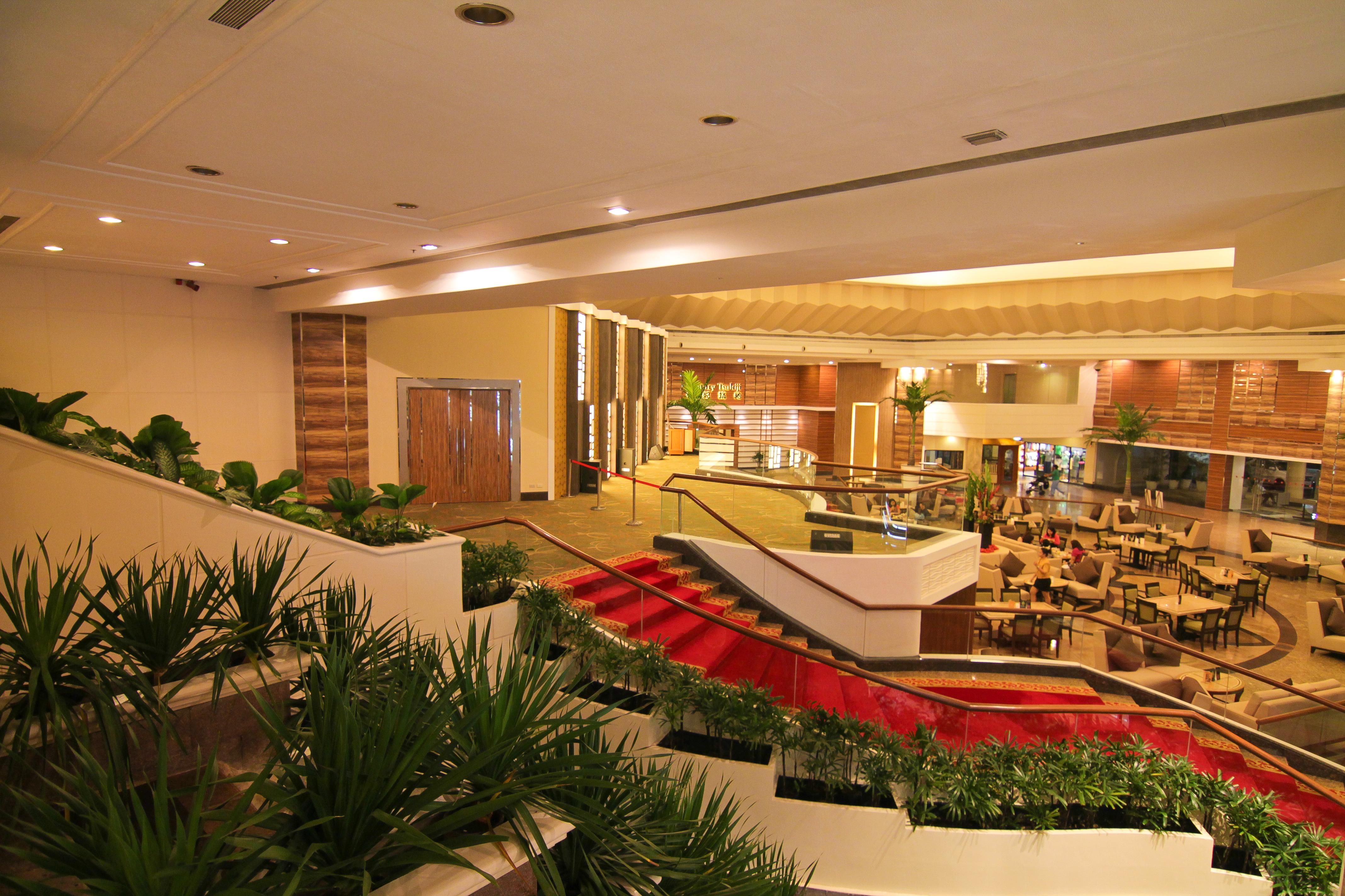 Century Park Hotel Manila Exterior foto